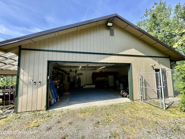 9218 N Erica Dr, Willow, AK 99688 - garage with driveway