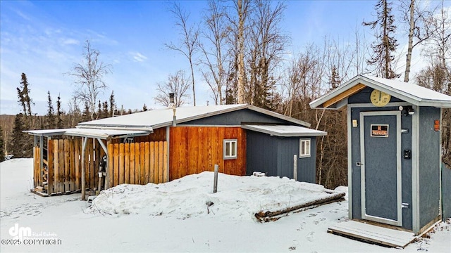 exterior space featuring a storage shed