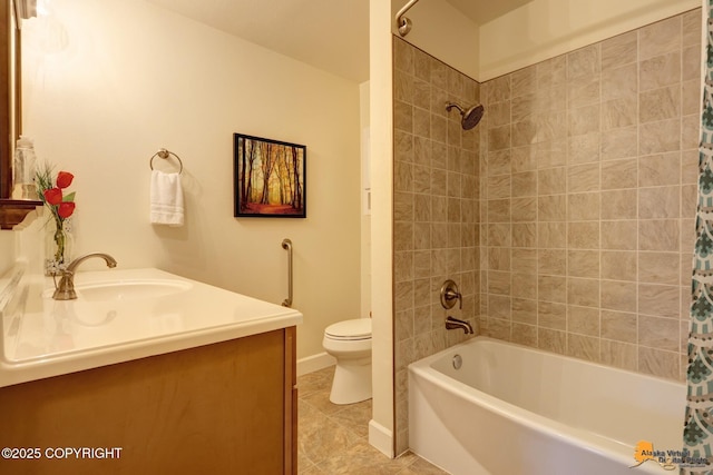 full bathroom featuring vanity, shower / tub combo with curtain, toilet, tile patterned floors, and baseboards