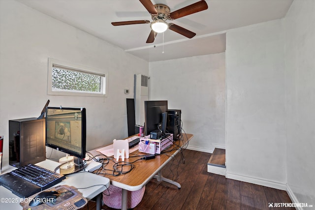1510 E 40th Ct, Anchorage, AK 99508 - home office featuring hardwood / wood-style floors and a ceiling fan