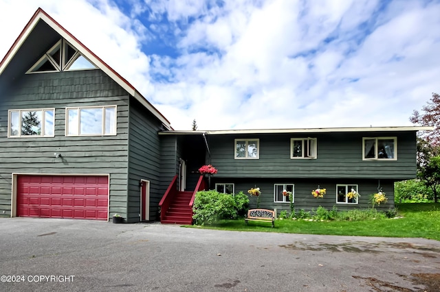 view of front of house featuring a garage