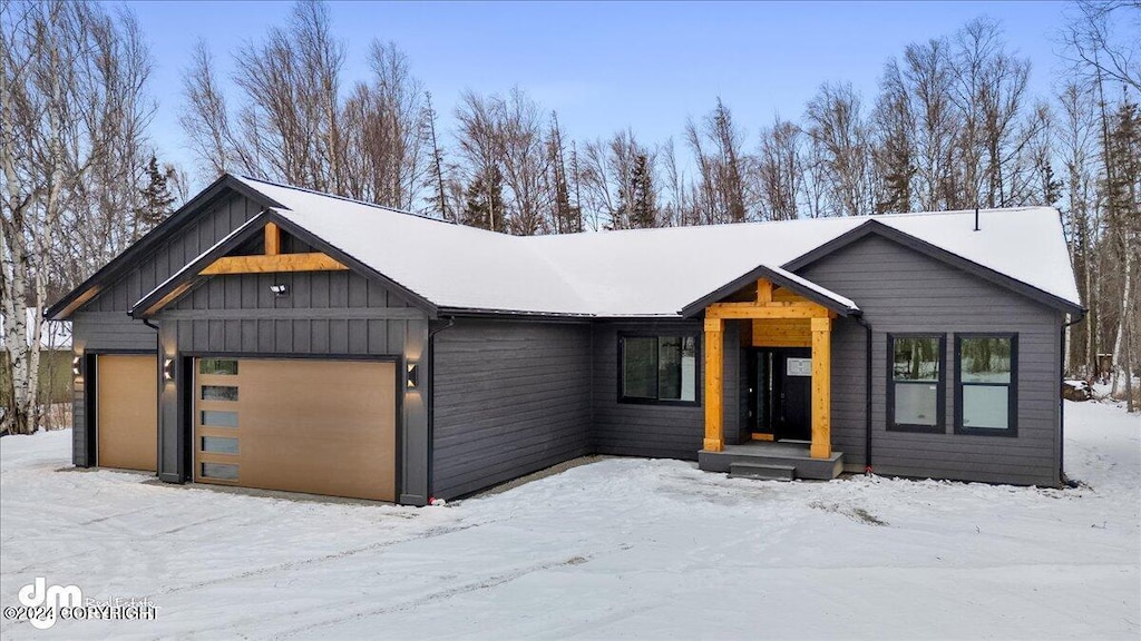 view of front of home with a garage