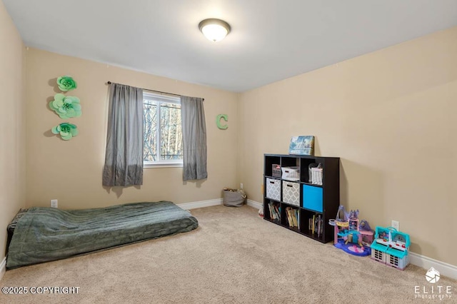 bedroom featuring carpet floors