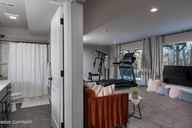 exercise room with carpet