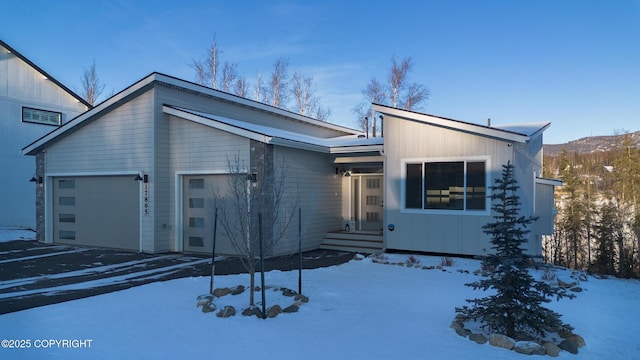 view of front of house featuring a garage