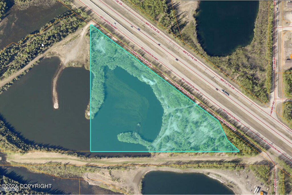 L1425 Richardson Hwy, North Pole, AK 99705