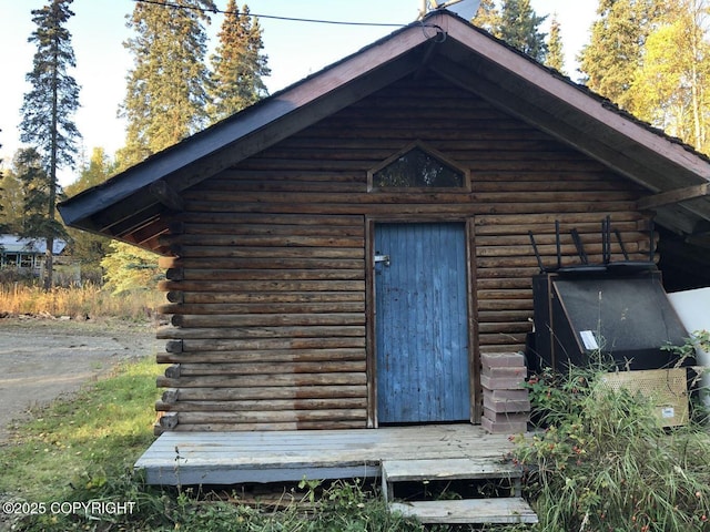 view of outdoor structure