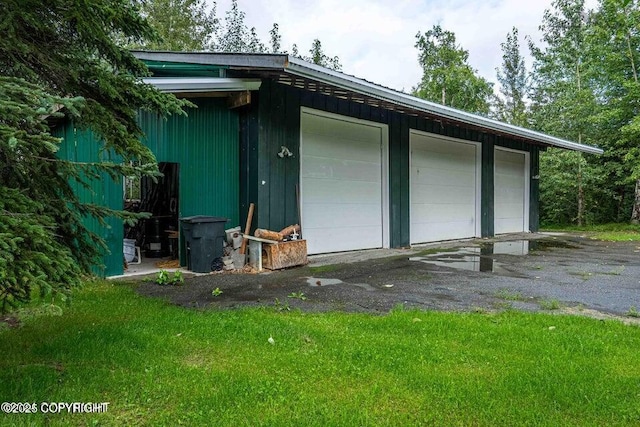 view of outbuilding featuring an outdoor structure