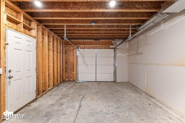 2050 Totem Rd, Wasilla, AK 99654 - view of garage