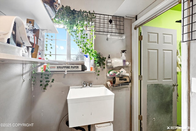 laundry room featuring a sink