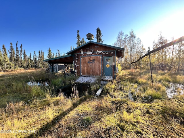 view of outbuilding