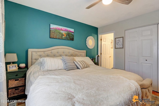 bedroom featuring a ceiling fan and a closet