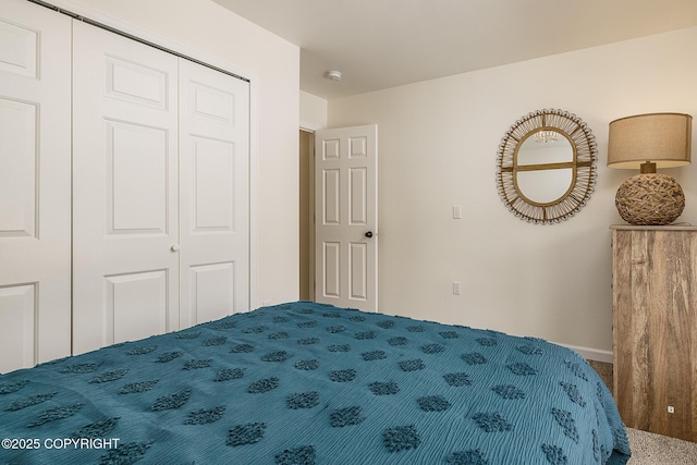 bedroom with a closet