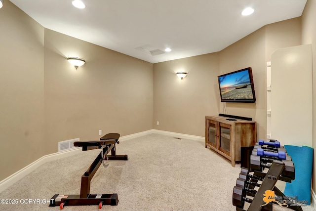 workout room featuring visible vents, recessed lighting, carpet, and baseboards