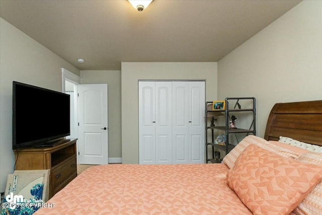 bedroom with a closet