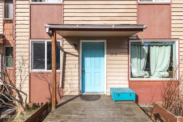 view of doorway to property