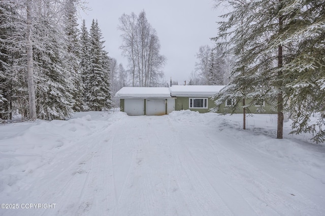 view of front of home featuring an attached garage