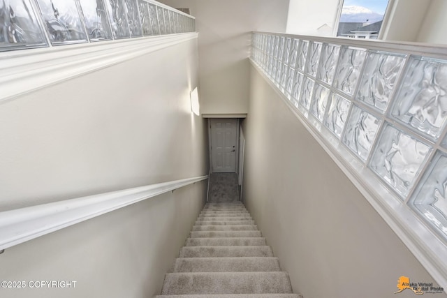 1091 Northpointe Bluff Dr, Anchorage, AK 99501 - view of stairway