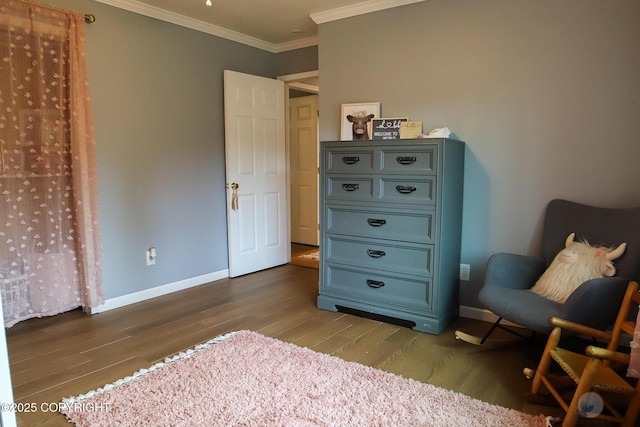 1468 Davison Rd, North Pole, AK 99705 - bedroom featuring baseboards, crown molding, and wood finished floors