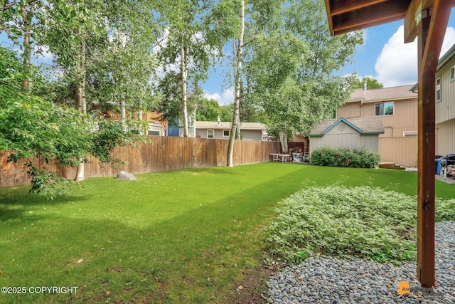 view of yard featuring fence