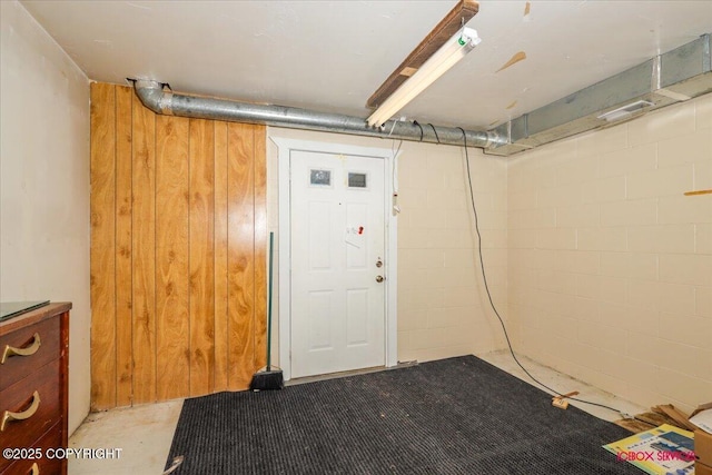 16500 E Smith Rd, Palmer, AK 99645 - finished below grade area with wood walls