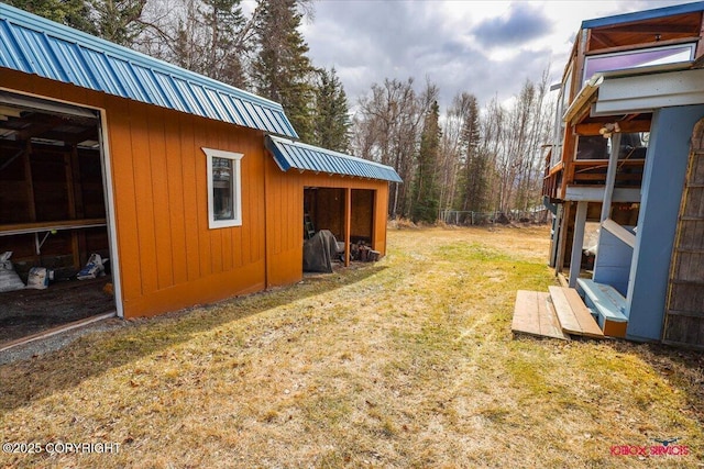 16500 E Smith Rd, Palmer, AK 99645 - view of yard featuring an outbuilding