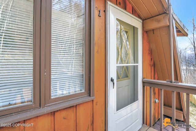 view of entrance to property