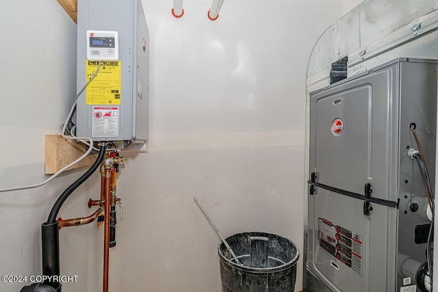 1029 Shelley Ave, Homer, AK 99603 - utility room with water heater