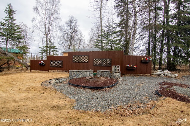 view of yard featuring fence