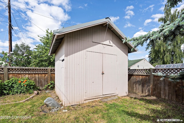 1602 Richardson Dr, Anchorage, AK 99504 - view of shed featuring a fenced backyard