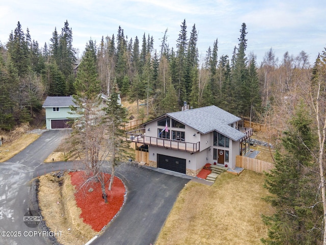 bird's eye view with a view of trees