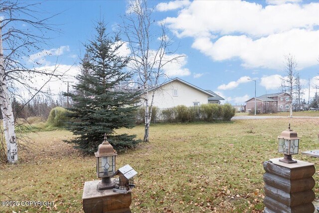 910 Refinery Loop, North Pole, AK 99705 - view of yard