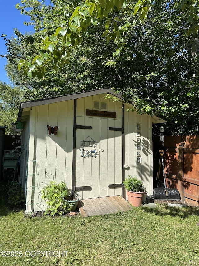2000 Wenmatt Cir, Anchorage, AK 99517 - view of shed