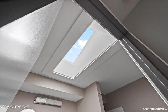 800 Howard Cir, Anchorage, AK 99504 - detailed view of a skylight