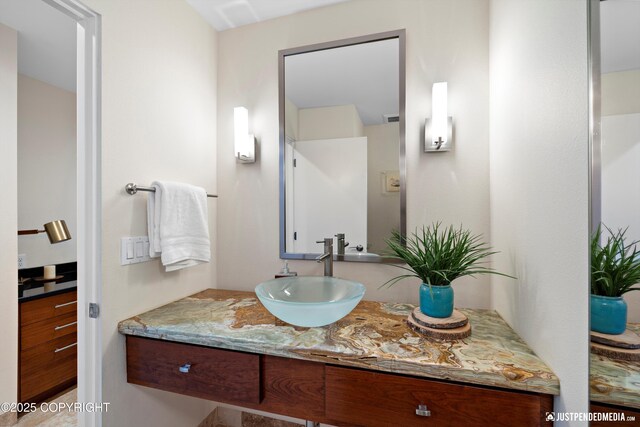 bathroom featuring vanity