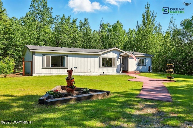 1900 N Green Forest Dr, Palmer, AK 99645 - manufactured / mobile home featuring a front lawn