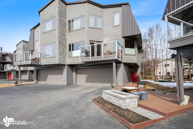 1741 W 15th Ave, Anchorage, AK 99501 - multi unit property with a garage and driveway