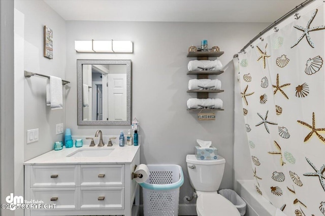 885 Soundview Ave, Homer, AK 99603 - full bathroom with shower / bath combo with shower curtain, toilet, and vanity