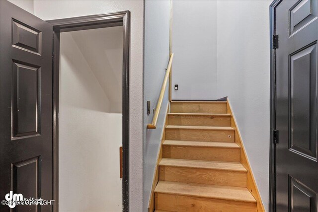 10912 Wolf Trail Cir, Seward, AK 99664 - view of stairs