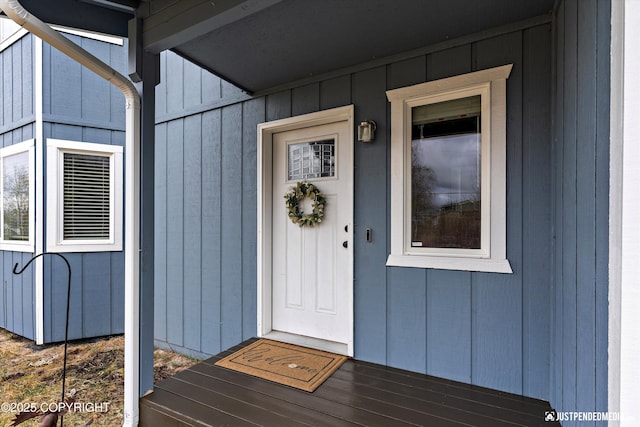 view of exterior entry