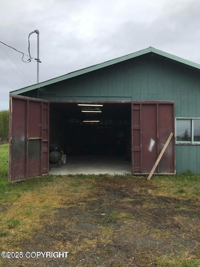 view of outbuilding