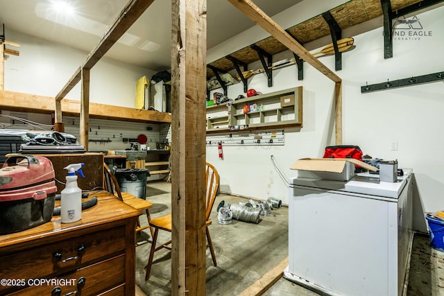storage area featuring washer / clothes dryer