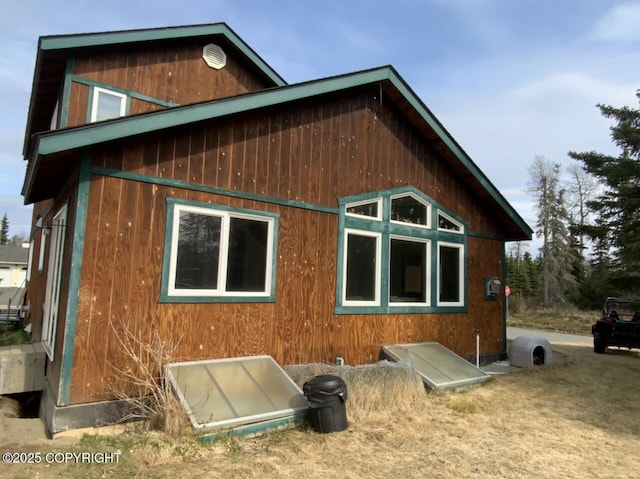 view of home's exterior
