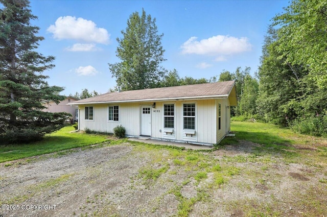 6132 S Northern Lights St, Wasilla, AK 99623 - view of front of property featuring a front lawn