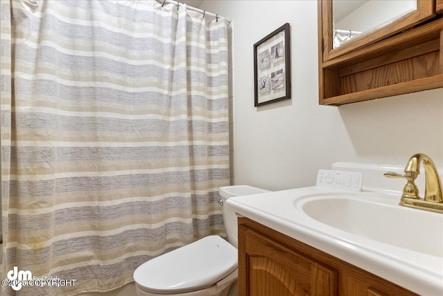 337 Alta Dr, Girdwood, AK 99587 - full bathroom featuring vanity, a shower with curtain, and toilet