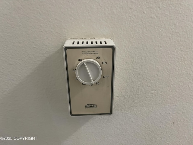 123 E 24th Ave # 4, Anchorage, AK 99503 - detailed view of a textured wall