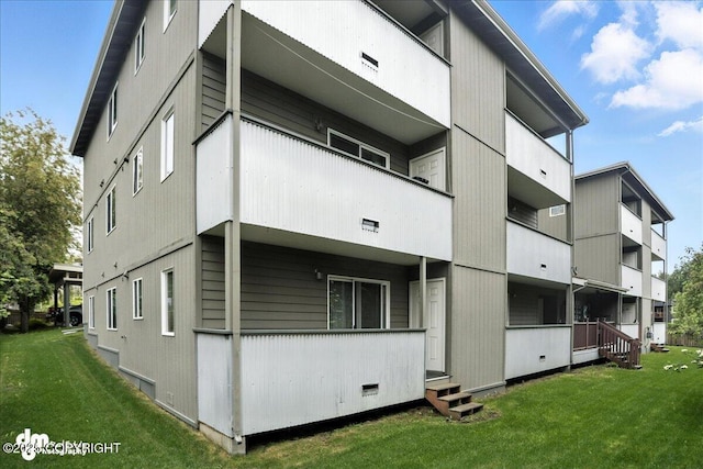 123 E 24th Ave # 4, Anchorage, AK 99503 - view of building exterior with entry steps