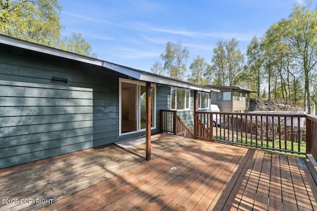 906 Lancaster Dr, Anchorage, AK 99503 - view of deck