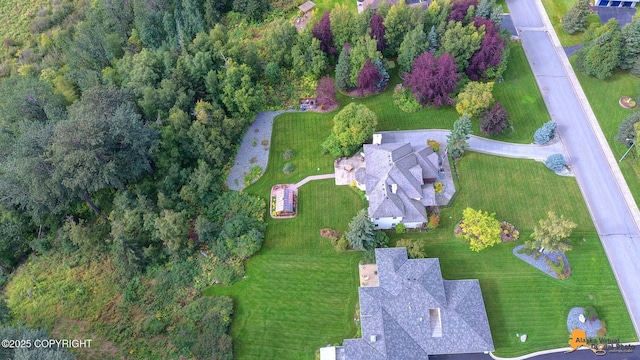 aerial view of property and surrounding area