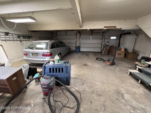7700 Dover Ave, Anchorage, AK 99504 - view of garage